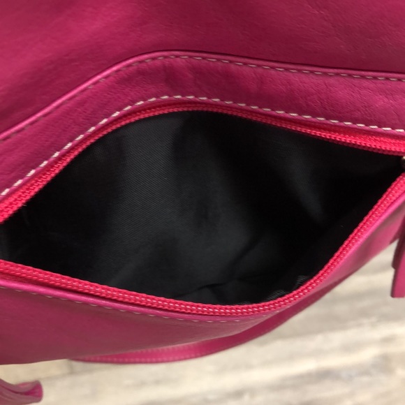 Borgo Degli Etruschi Leather Crossbody Wristlet - Picture 7 of 10